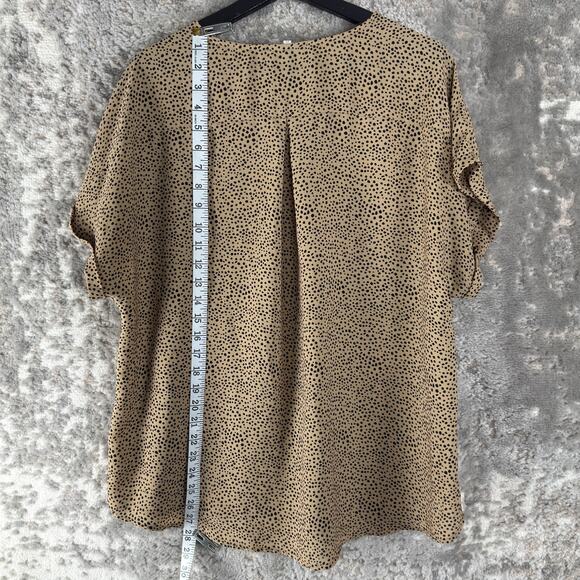 Maurices Size 0 Oversized Polka Dot V Neck Casual Top Brown Short Sleeve Blouse - Picture 3 of 8